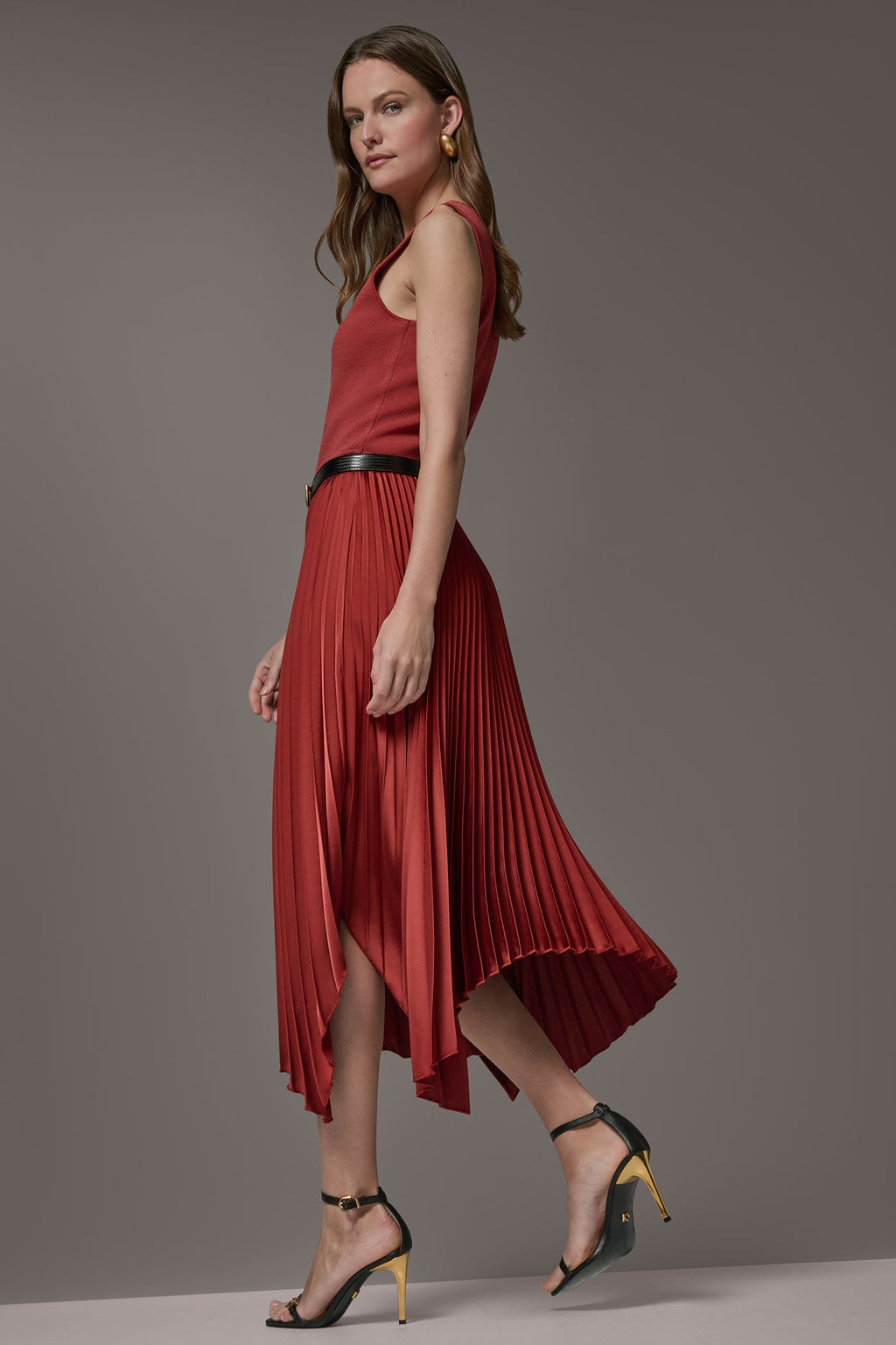 SLEEVELESS MIDI MIXED MEDIA DRESS
