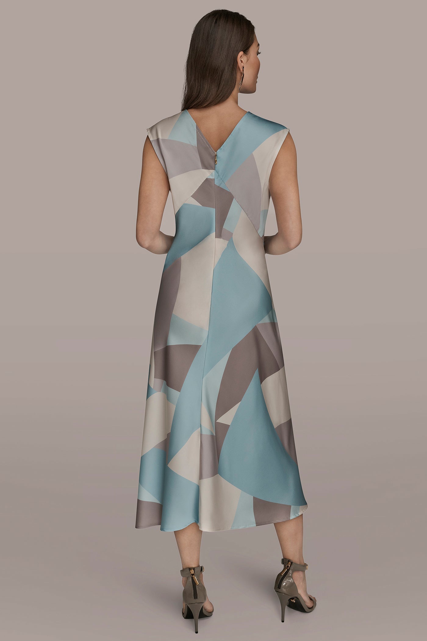 CAP SLEEVE V-NECK PRINTED MIDI DRESS