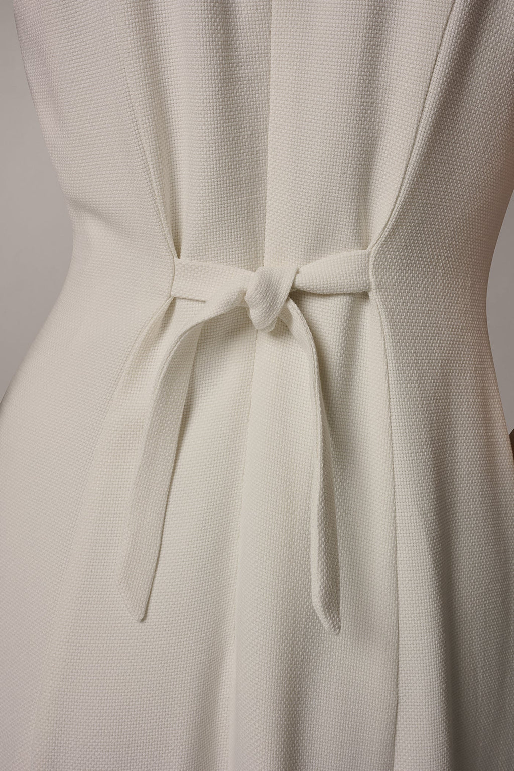 SLEEVELESS CROSS-FRONT MIDI HALTER DRESS