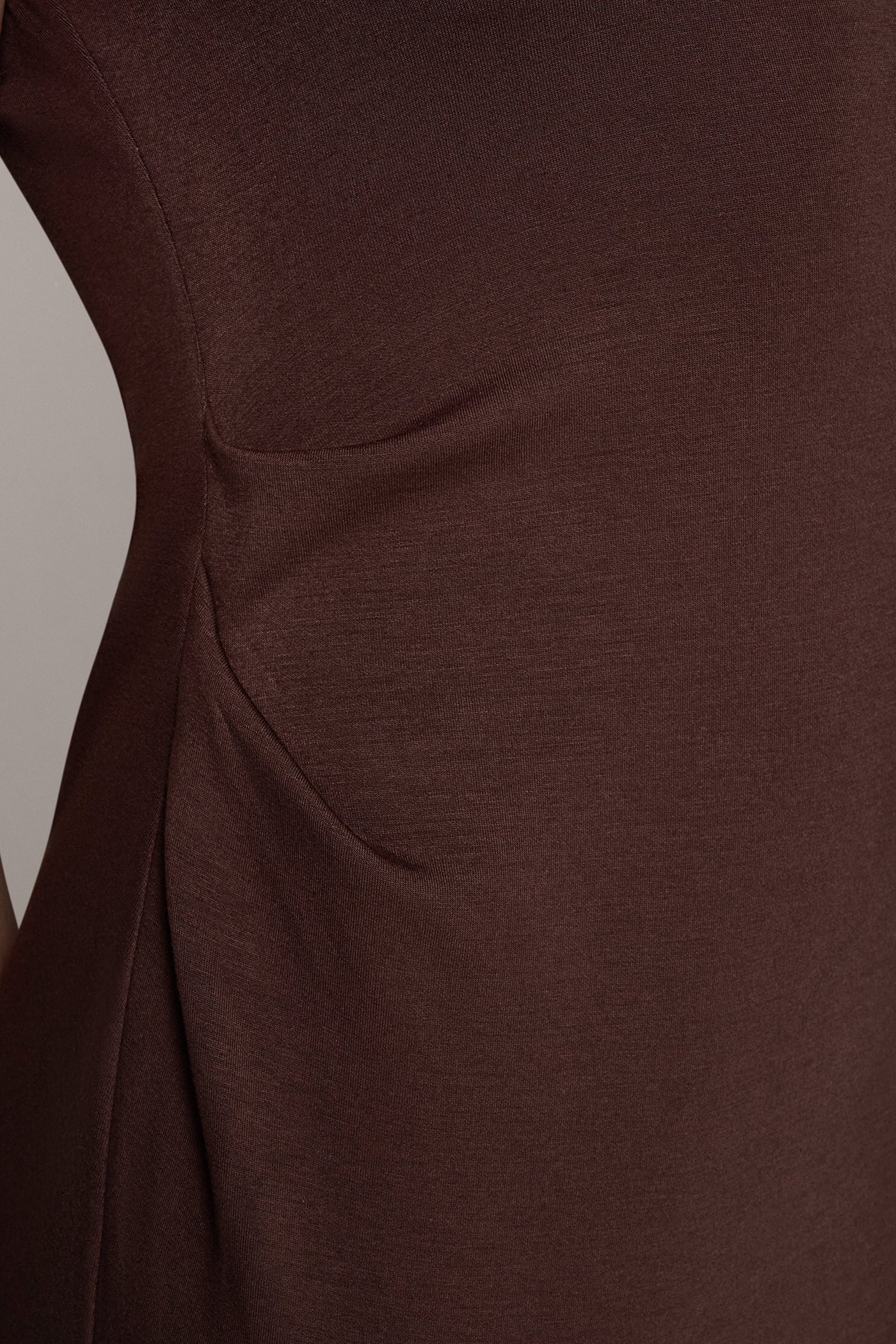 SLEEVELESS TWIST MIDI DRESS