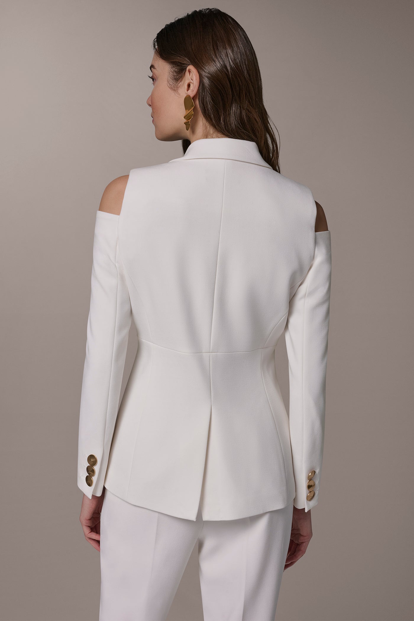 DOUBLE-BREASTED COLD-SHOULDER SUIT BLAZER
