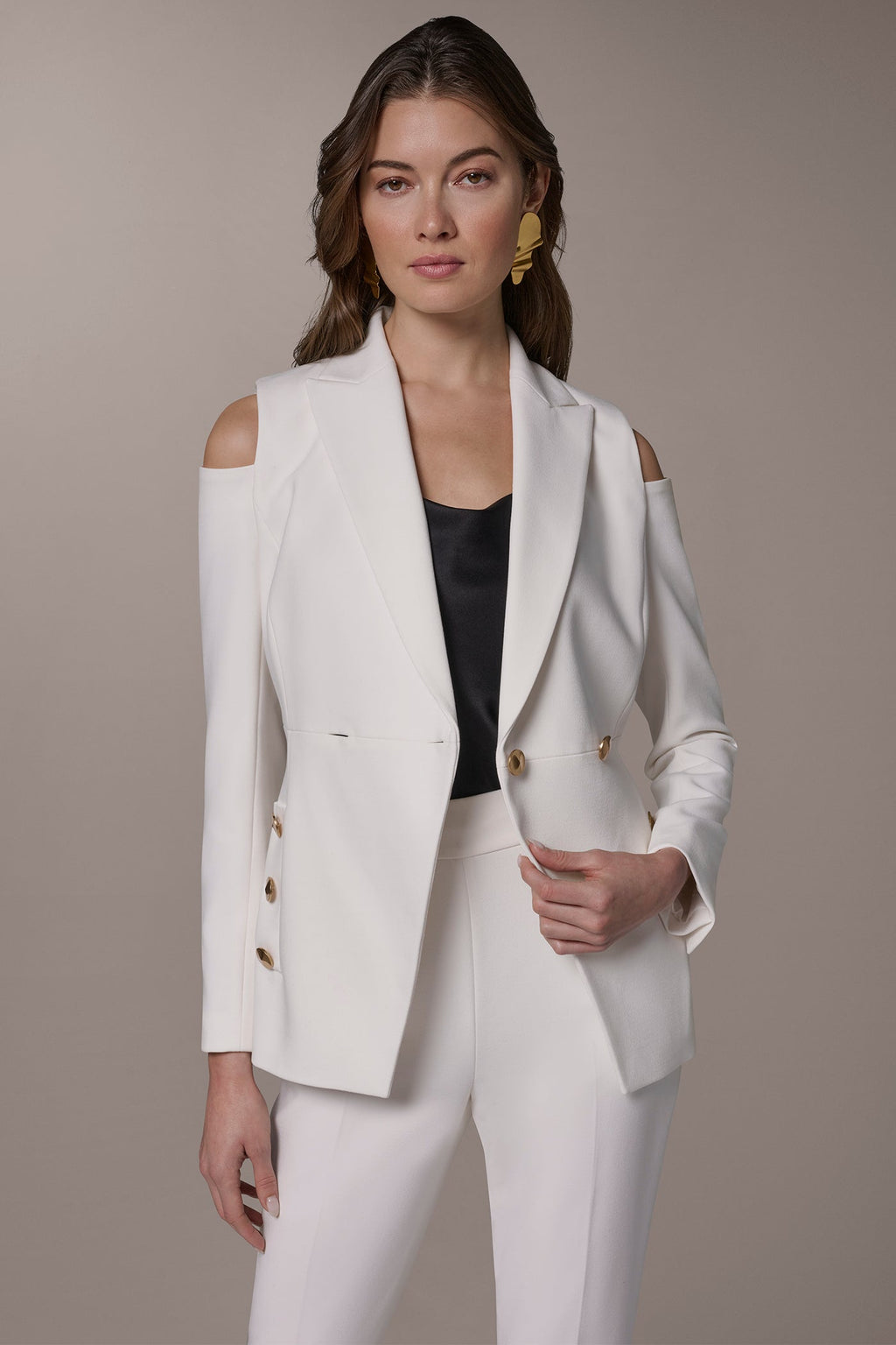 DOUBLE-BREASTED COLD-SHOULDER SUIT BLAZER