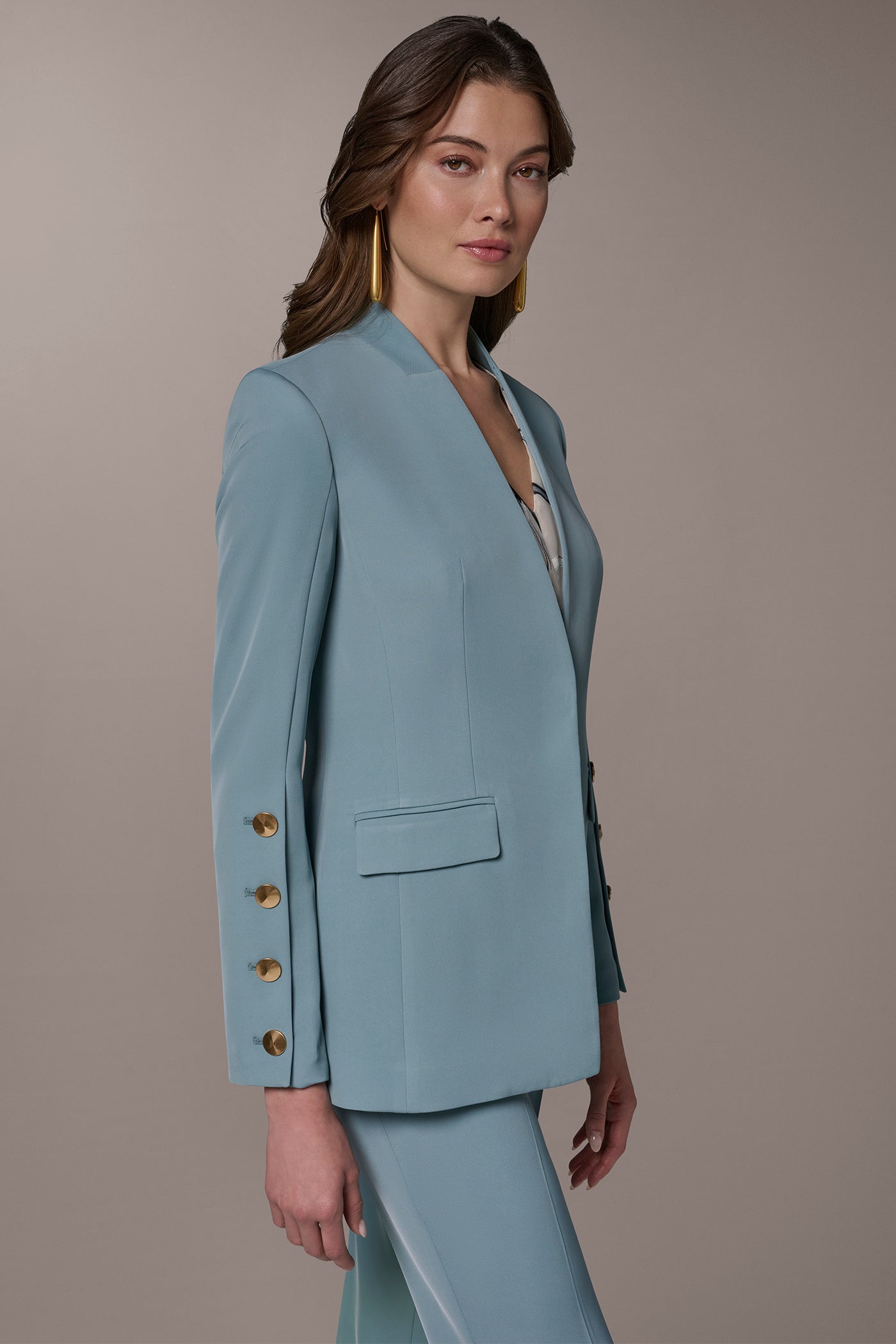 BUTTON SLEEVE SUIT BLAZER