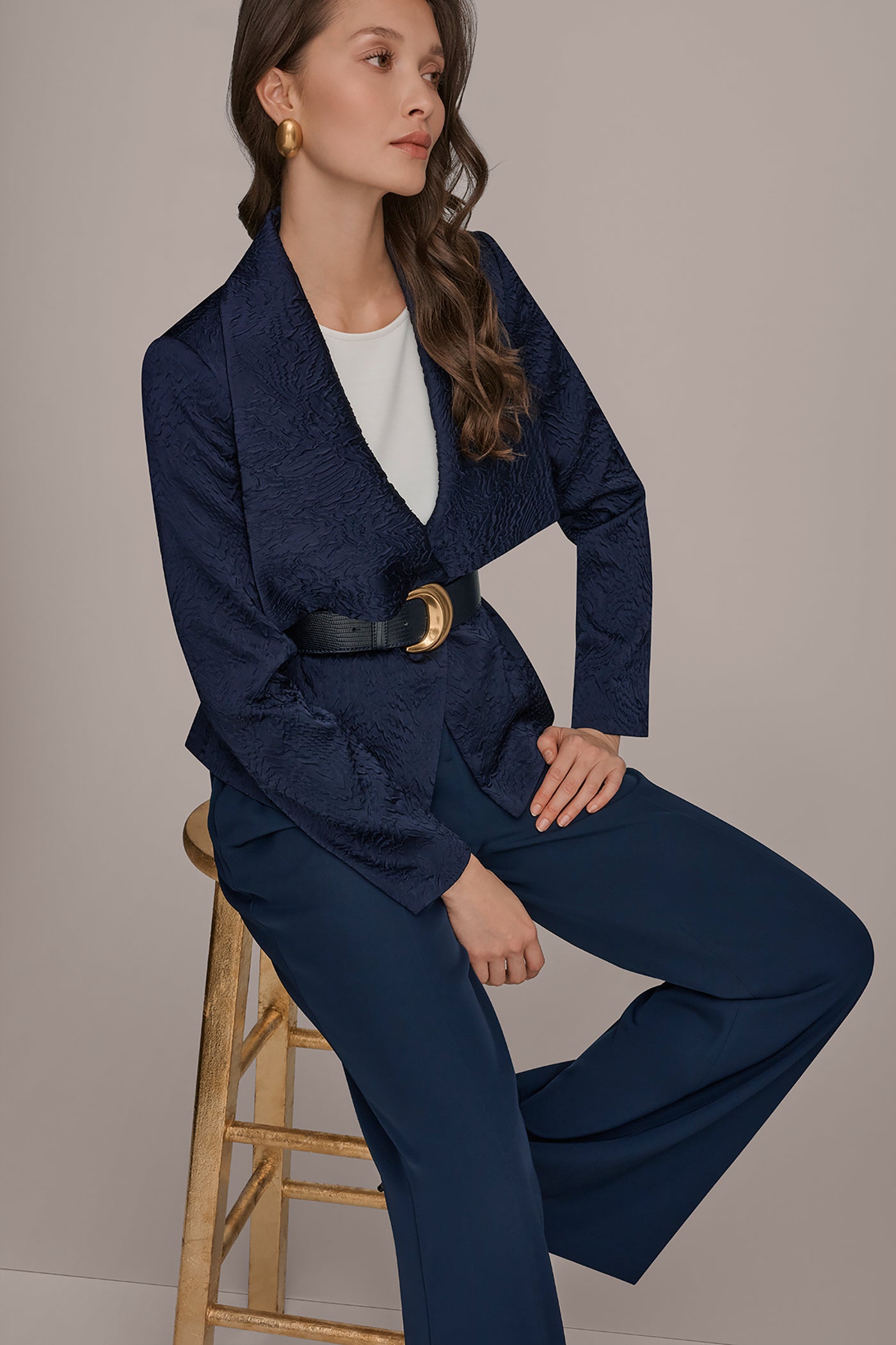 CRINKLE JACQUARD CROPPED BLAZER