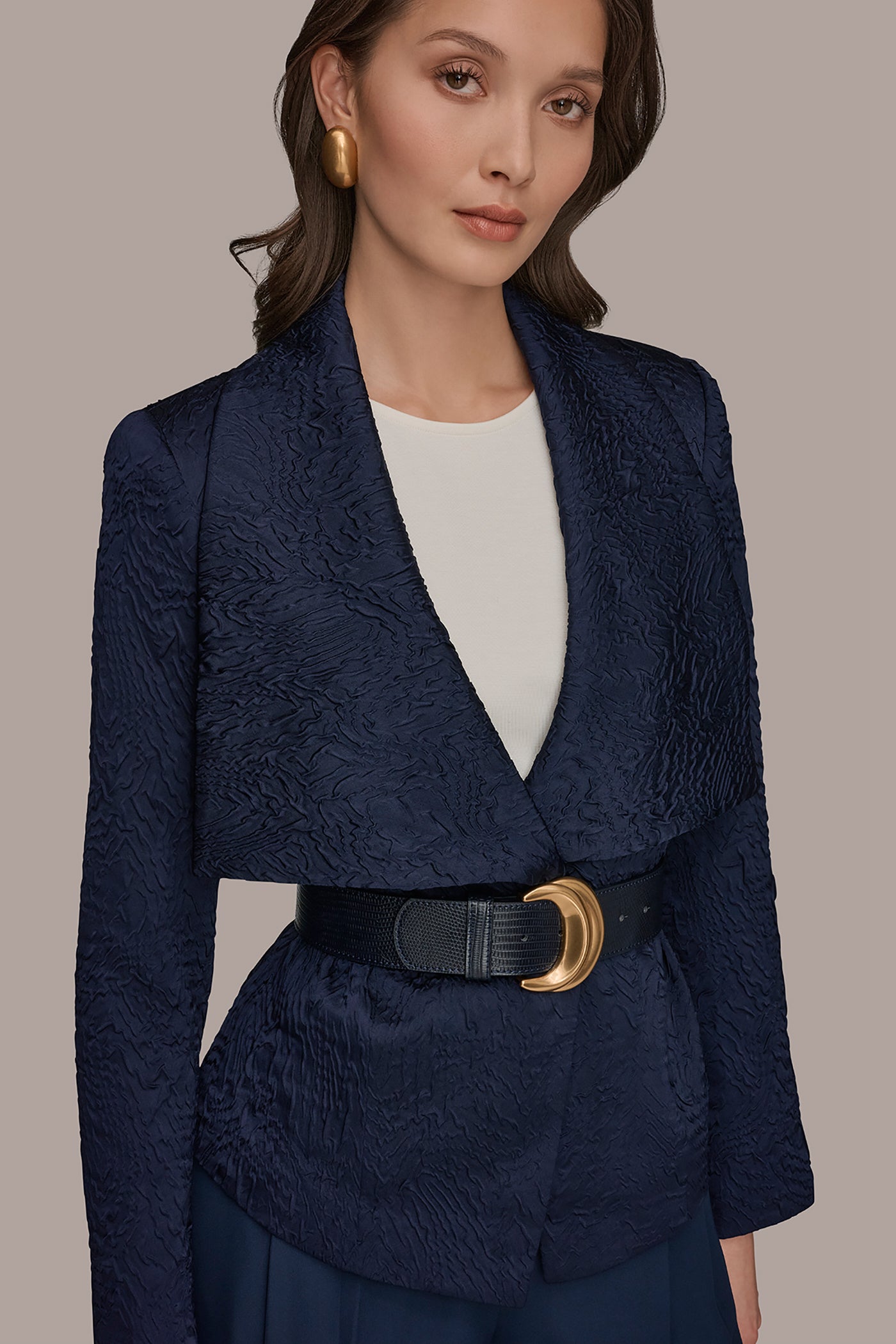 CRINKLE JACQUARD CROPPED BLAZER