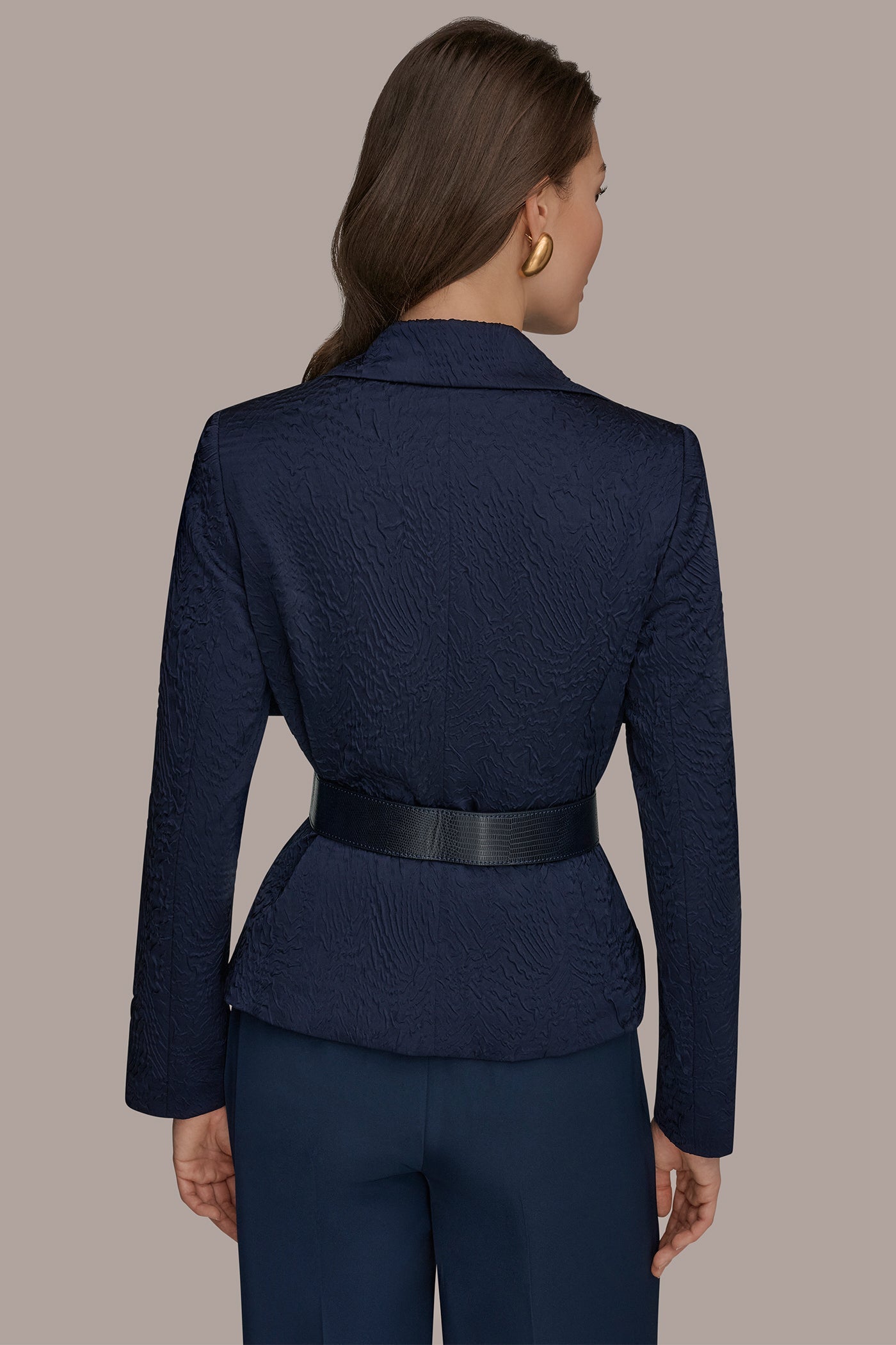 CRINKLE JACQUARD CROPPED BLAZER