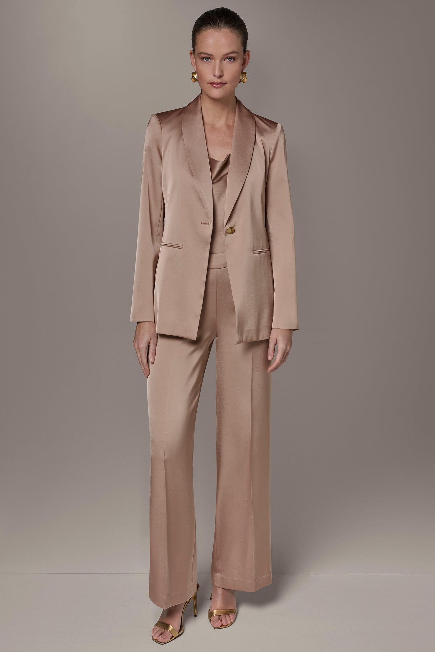 SATIN ONE-BUTTON SUIT BLAZER