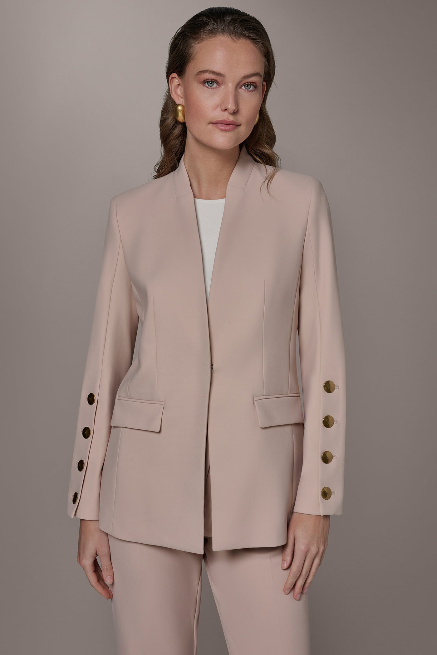 BUTTON SLEEVE SUIT BLAZER